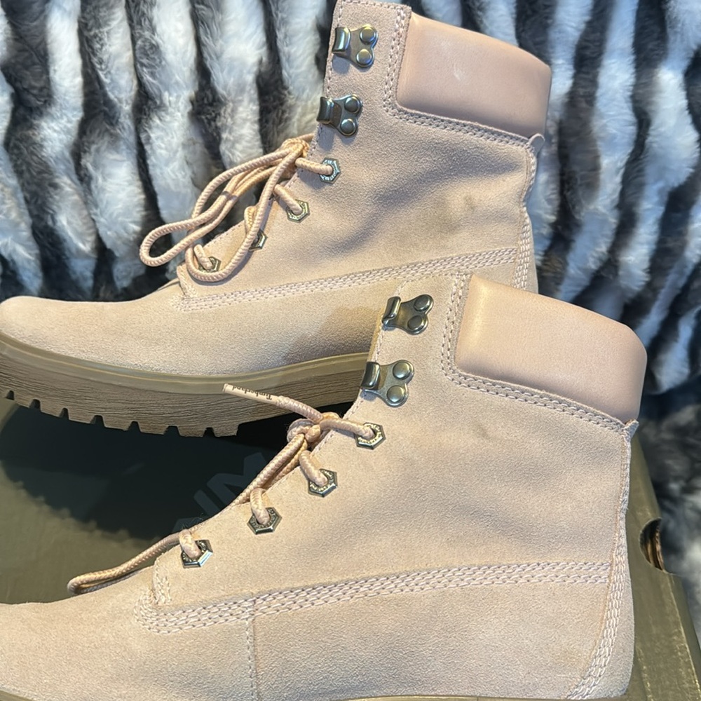 Timberland Carnaby Cool 6 Inch Light Pink Suede Boots Size 9M Worn Once - Picture 8 of 10